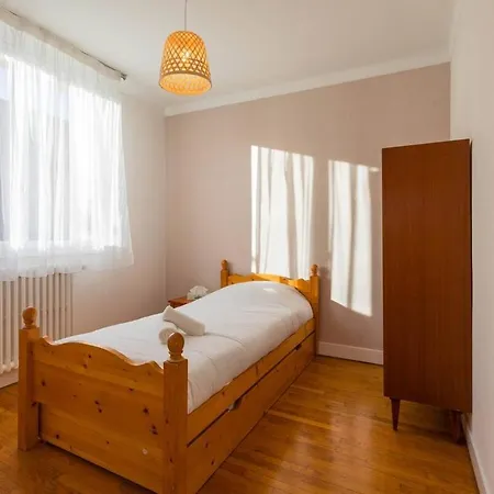 Sweet Burgundy Ferienhaus *