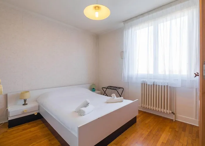 Sweet Burgundy Dijon