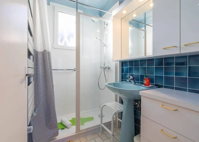 Sweet Burgundy * Dijon